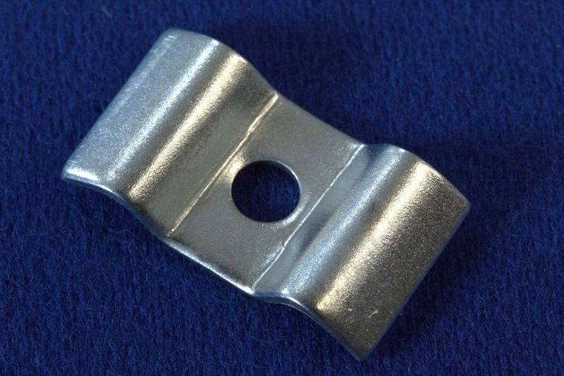 PIPE RETAINING CLIP TRGB