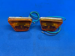 TR6 FRONT WING INDICATOR REPEATER PAIR BIN P3